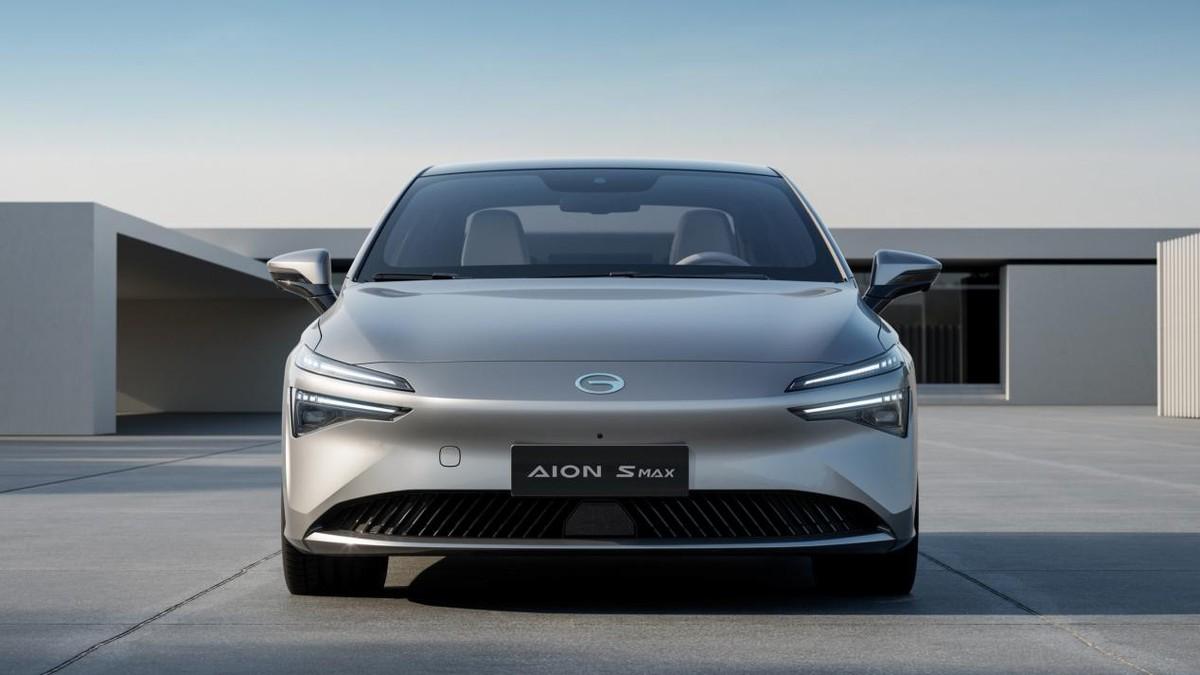 限时优惠10000元,新款深蓝sl03纯电版售14.69万元起