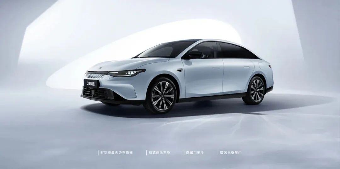 官降后杀入15万元级市场,哪吒s和零跑c01谁更具性价比?