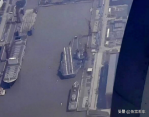 海试在即?福建舰航母斜角甲板划线完成,整个甲板刷漆基本完成