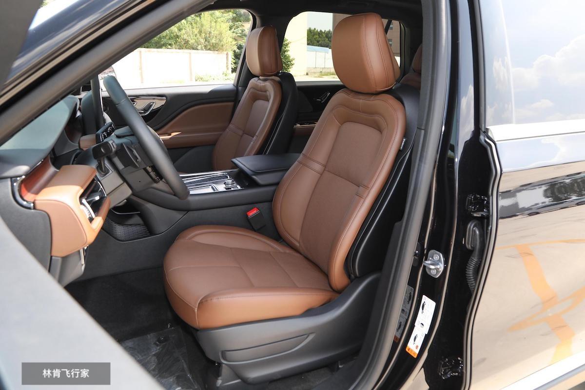 预算60万买豪华suv,林肯飞行家对比奥迪q7,究竟谁更胜一筹?
