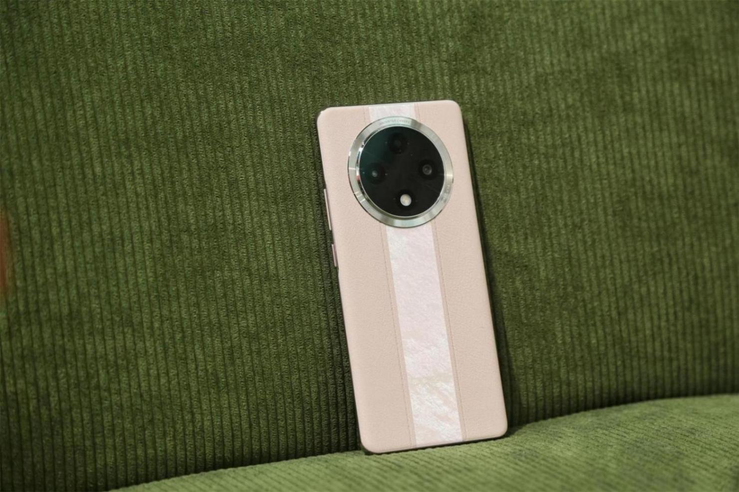 “耐用战神”有多强?oppo a3 pro上手体验,泡水半小时完好无损