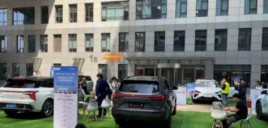 周鸿祎欲体验小米su7却遭拒?雷军:以后送你一辆suv