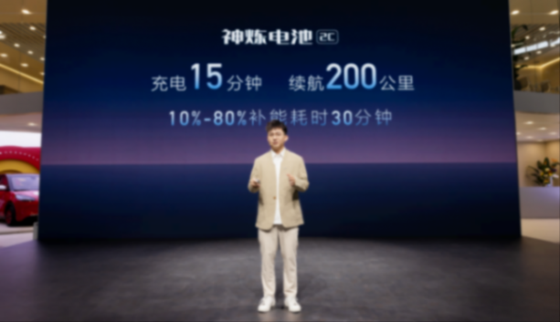 售价7.98-10.98万元,五菱星光共创版双车震撼上市!