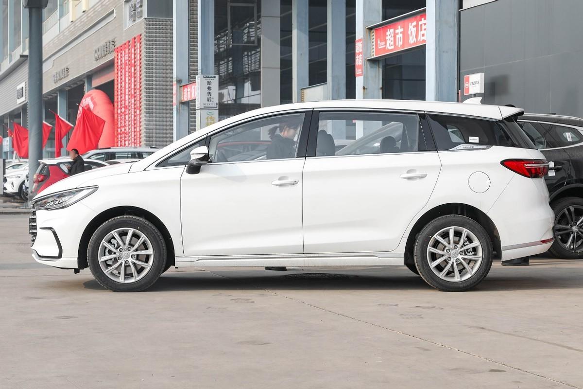 新款五菱扬光乘用版正式申报,6座,侧滑门,车长4985mm