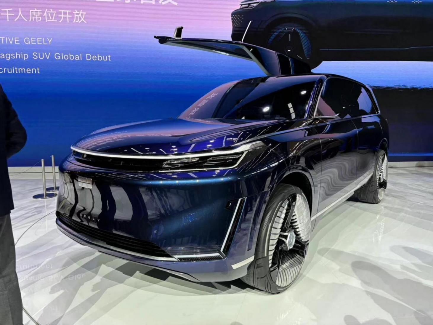 大型suv!吉利银河星舰亮相 比问界m9好看