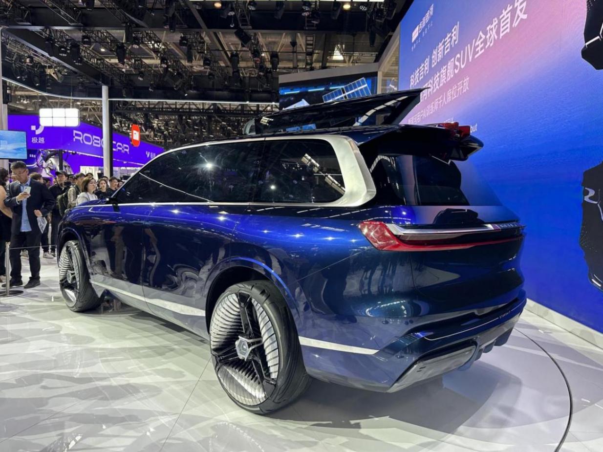 2024北京车展丨 吉利银河旗舰suv“银河星舰”全球首发