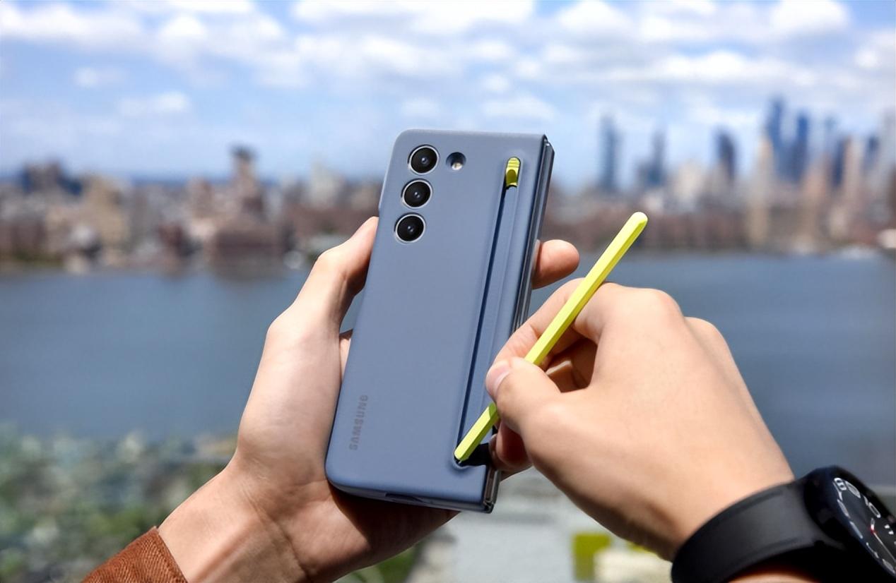 用对工具效率翻倍,畅享三星galaxy z fold5手机带来的绝佳体验
