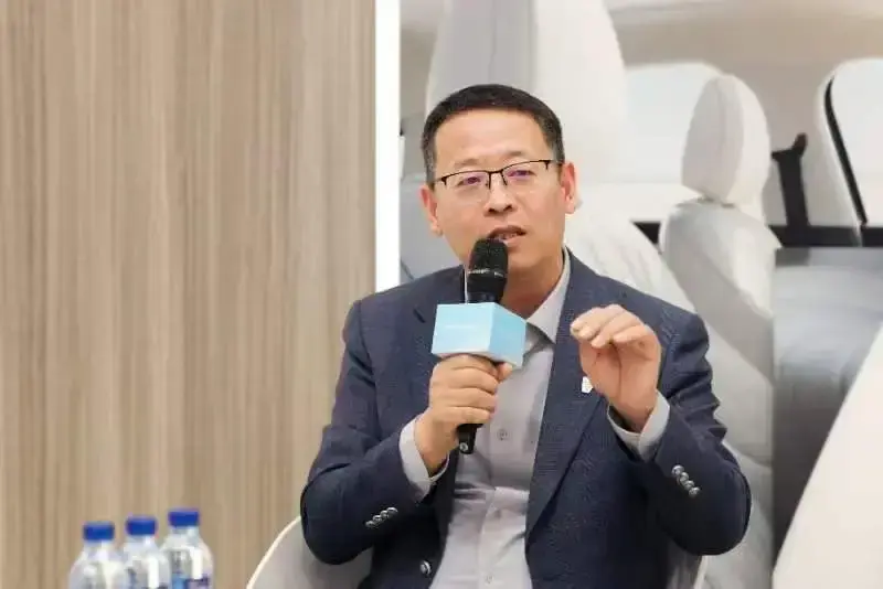荣威d5x dmh预售,范志毅上车「12万级最强混动suv」