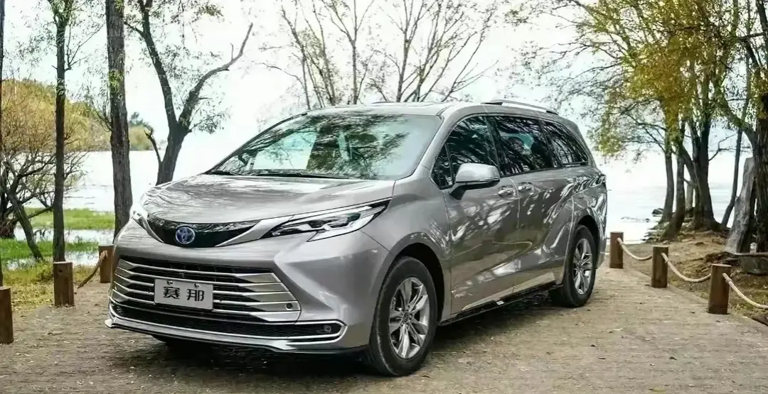 广汽丰田2024款赛那安全、舒适智能三大核心全面升级,28.48万元