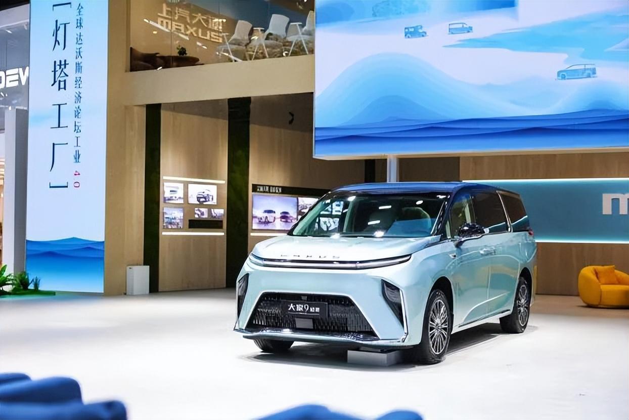 豪华mpv领域完备的混动凯发k8一触即发的解决方案来了!大家9、大家7超混技术北京车展全球首发,预订价19.99万元起