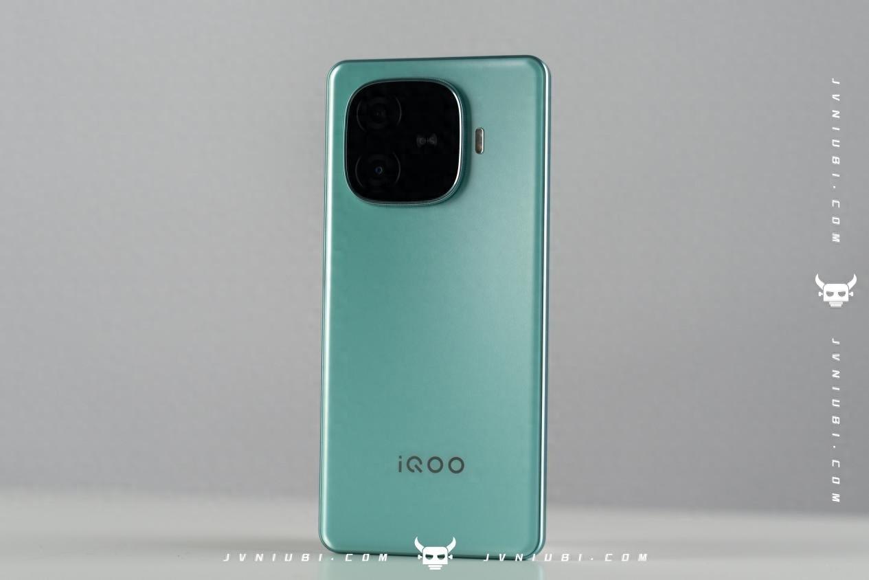 中端游戏标杆iqoo z9 turbo发布,到底多能打?