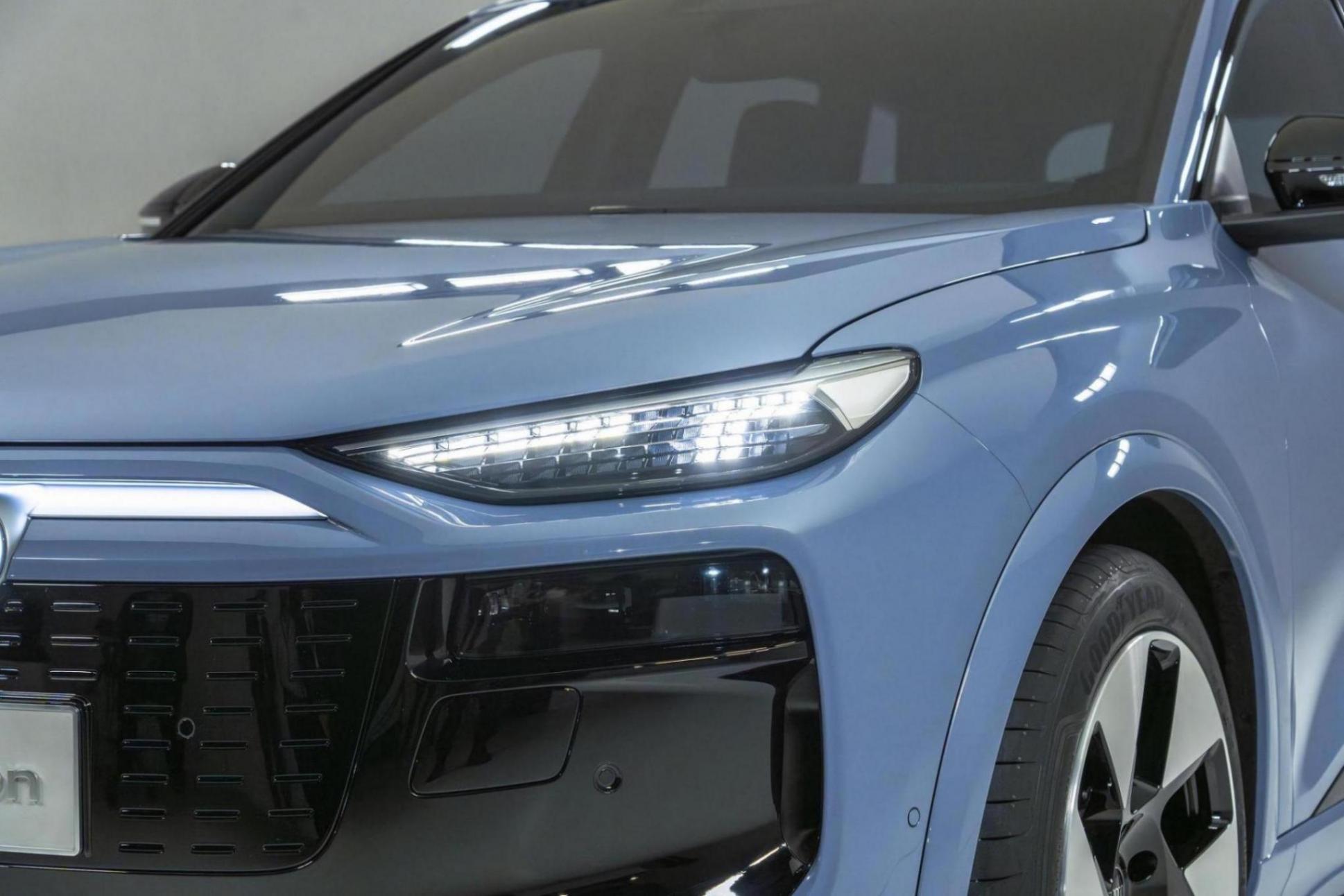 来自奥迪一汽ppe平台的纯电中型suv,全新奥迪q6l e-tron解析