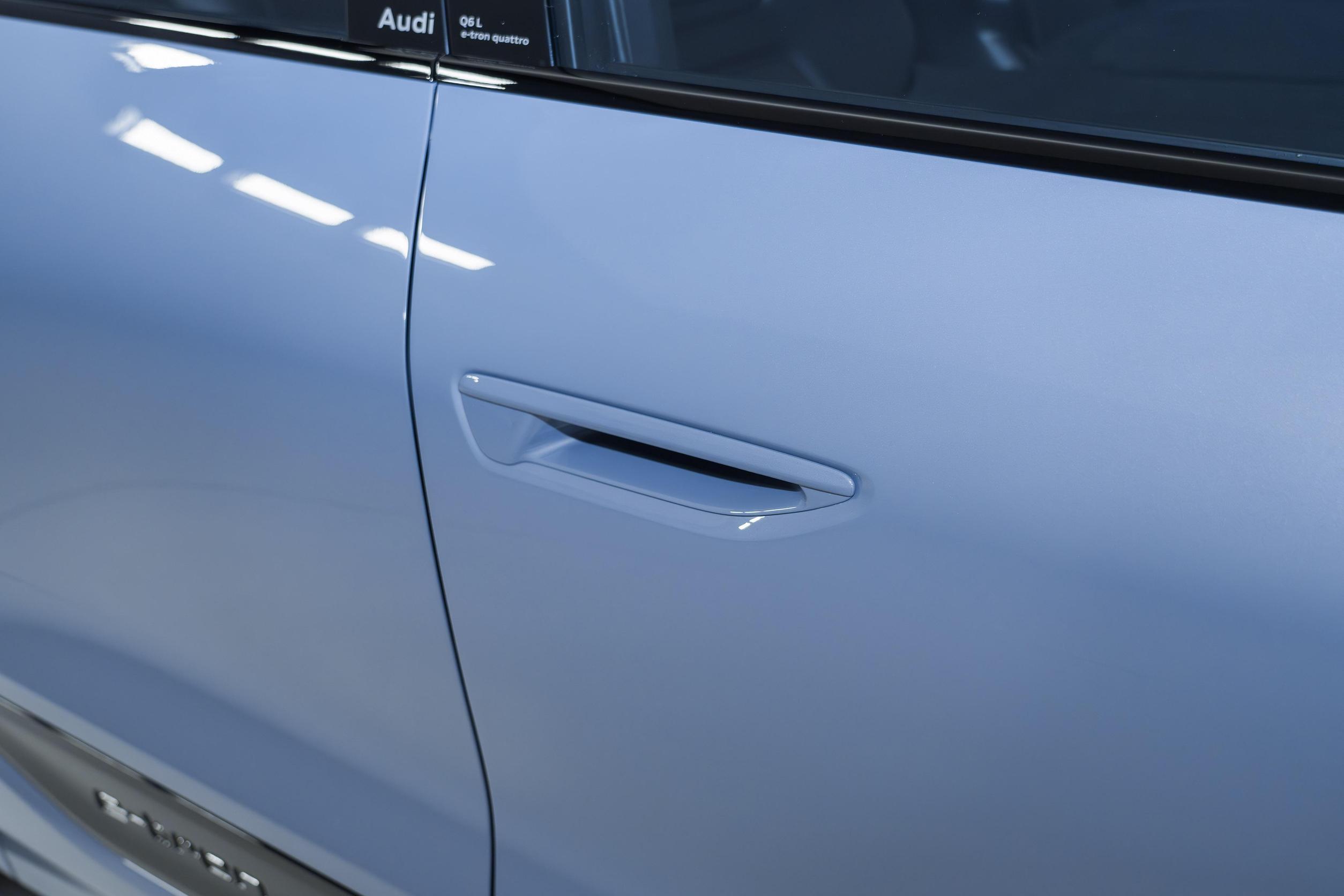 来自奥迪一汽ppe平台的纯电中型suv,全新奥迪q6l e-tron解析
