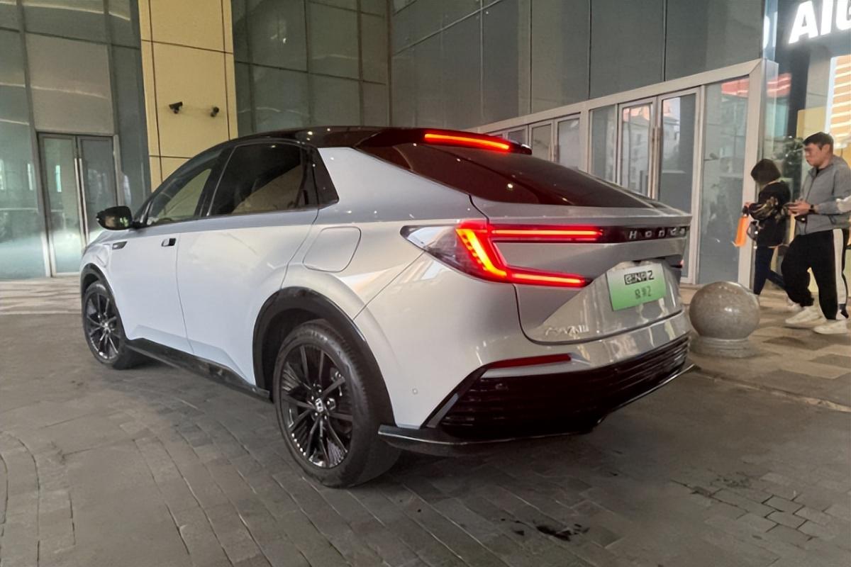15.98万起纯电轿跑suv 广汽本田e:np2极湃2不容错过