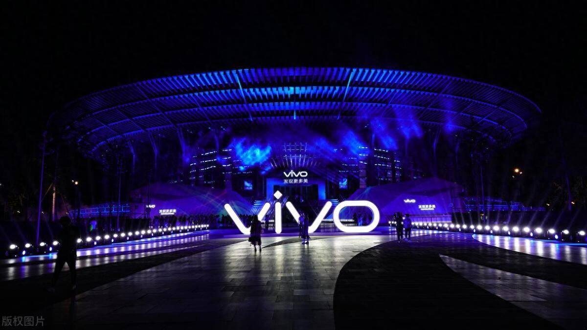 开局开门红 vivo x100s惊艳亮相