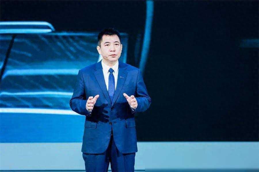 卷流量时代 一汽红旗的突围密码
