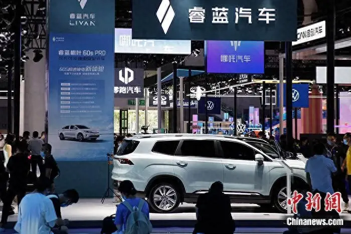 蔚来、小鹏、理想:新势力车企的崛起与挑战,谁能笑到最后?