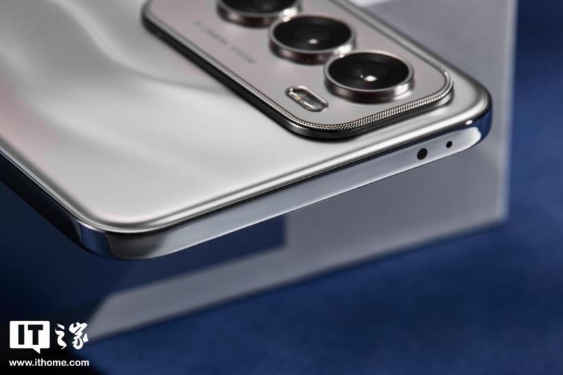 oppo reno12 手机体验:ai 功能亮眼的超美小直屏