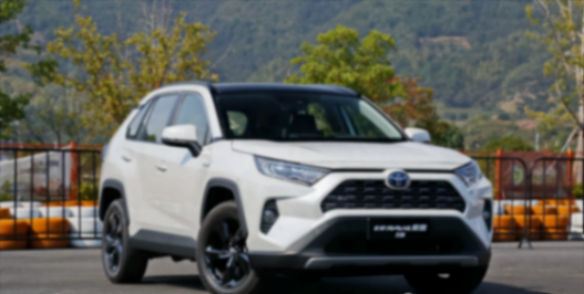 丰田suv“放大招”,12.58万一路跌至10万,配7气囊,家用靠谱