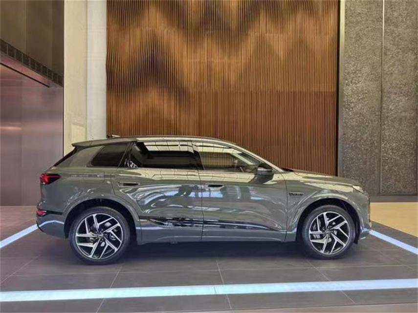 800v平台打造,搭载华为智驾 107度电池,奥迪q6l e-tron现身